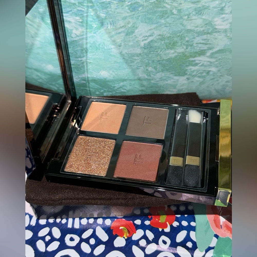 NIB NWT Tom Ford Eye Color Quad Eyeshadow Compact Mirror Palette 26 Leopard Sun - Picture 7 of 14